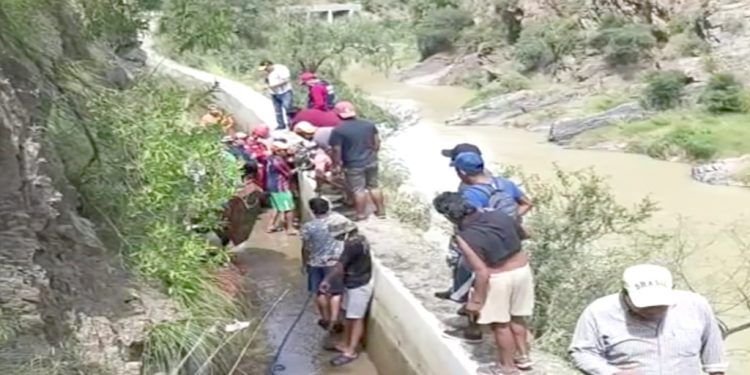 Joven murió ahogado en su malla de pesca