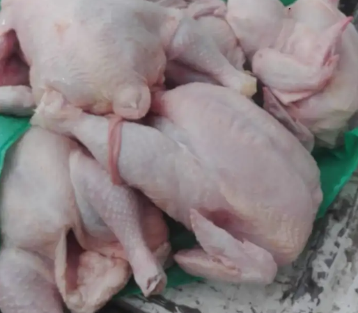 Defensa al Consumidor en Tarija realiza operativos para controlar el precio del pollo en los mercados