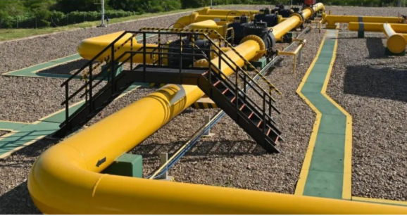 YPFB dice que transporte de gas argentino a Brasil puede generar hasta $us 200 millones por año