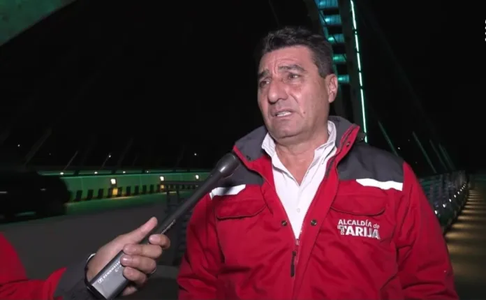 Alcalde de Tarija anuncia oficialmente la recepción definitiva del puente 4 de julio