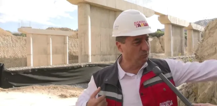 Alcalde asegura que la segunda circunvalación de Tarija alcanza el 40% de avance y será entregada en diciembre