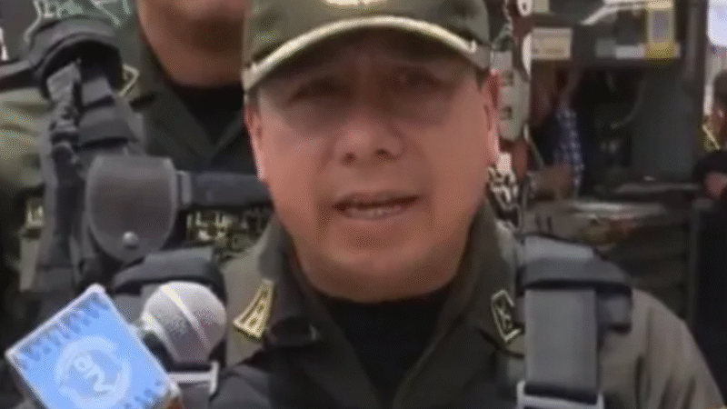 Acusan a marchistas Evistas por agredir a la policia
