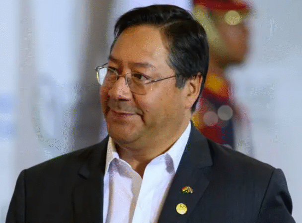 El presidente Arse continua siendo candidato a primer senador por La Paz