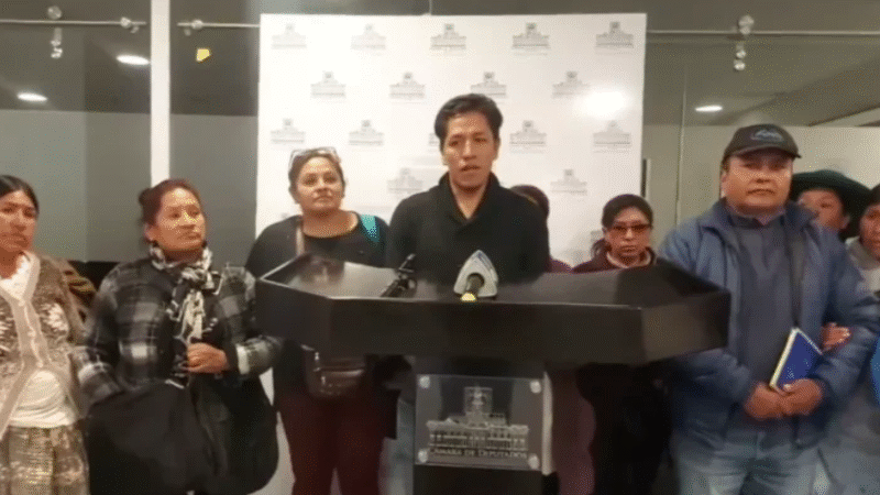 Sectores afectados por la crisis exigen la inmediata vigencia de la Ley de Diferimiento de Créditos.