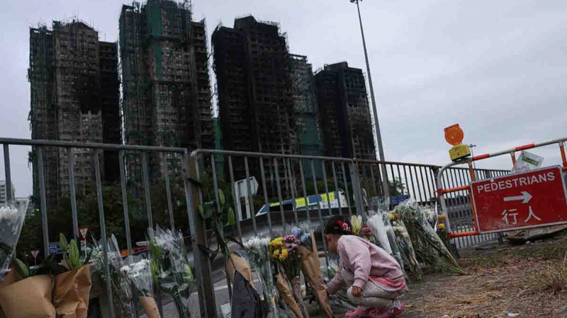 Aumenta a 159 la cifra de muertos por el devastador incendio en Hong Kong, el peor en décadas