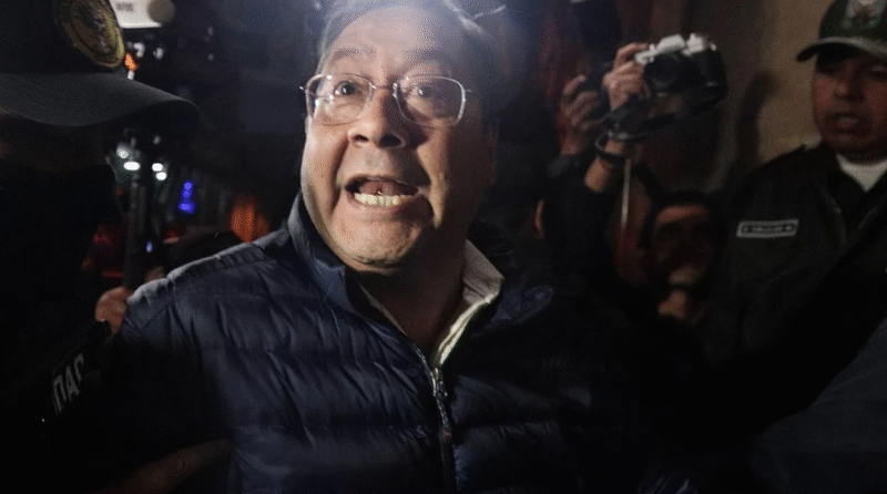 Arce cumple su primera noche en San Pedro bajo detención preventiva por el caso Fondo Indígena.