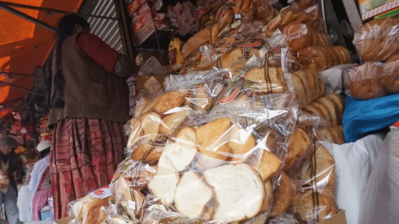 Paz culpa a la corrupción por el fin de la subvención y afirma que el mercado definirá el nuevo precio del pan