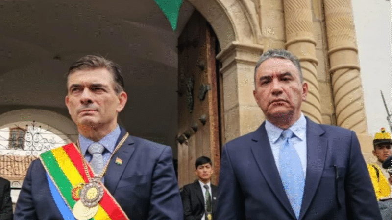 Gobierno dialoga con productores y sectores sociales en Cochabamba para explicar el DS 5503