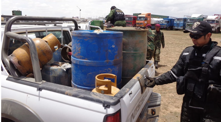 Se disuelven las filas por diésel en Santa Cruz mientras persisten reportes de escasez en la frontera con Perú.