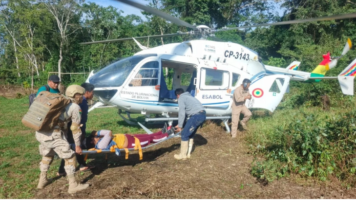 Evacúan a paciente desde el Tipnis hacia Trinidad por vía aérea