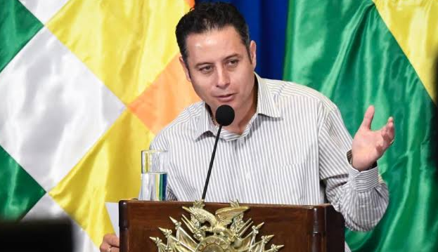 Lara niega que el receso frene las leyes