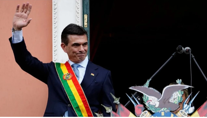 Rodrigo Paz mejora su aprobación y asciende al sexto lugar entre los presidentes mejor valorados de América Latina